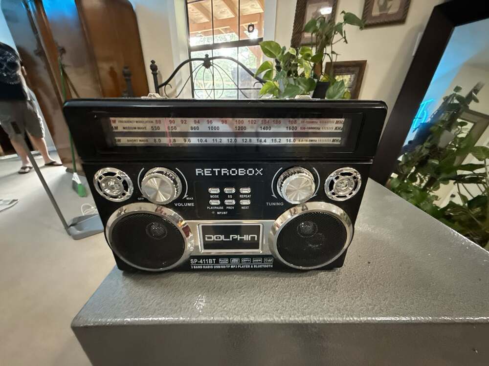 Dolphin Audio SP-411BT RETROBOX Portable Bluetooth AM/FM/SW Radio MP3 Speaker